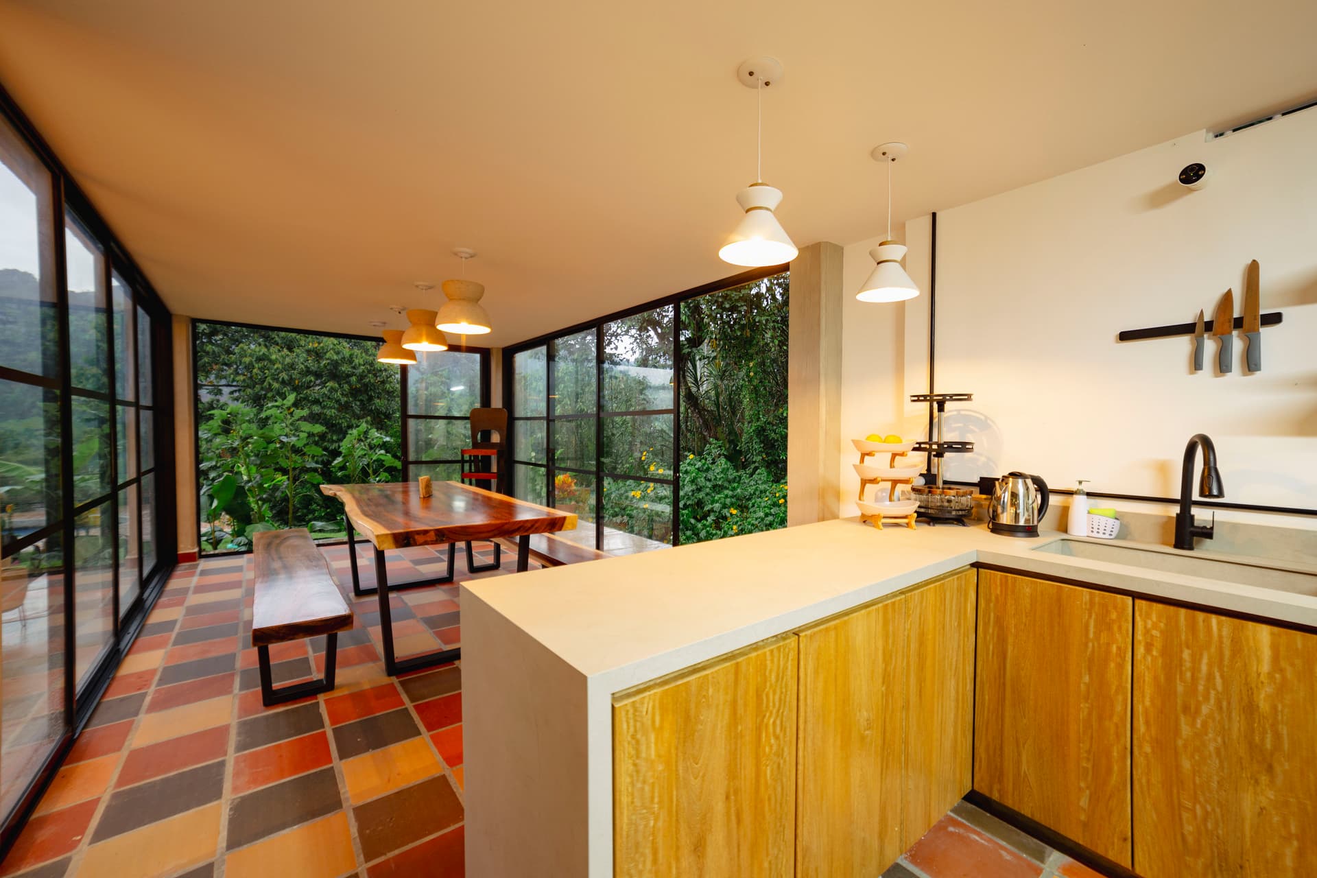 Kitchen & Dining at Isla de Pascua Hostel